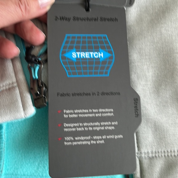 Ladies NWT spring and fall jacket - Picture 12 of 14